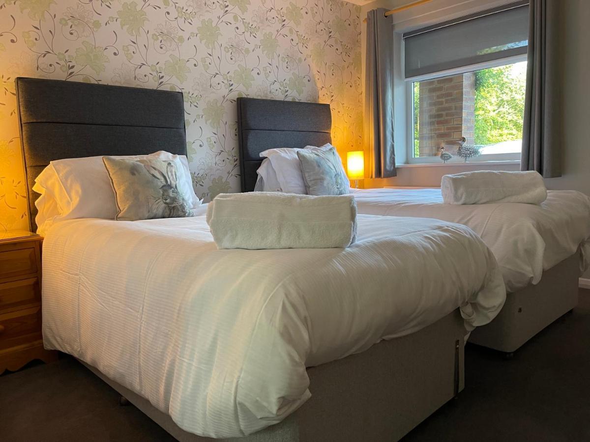 Village Limits Bed And Breakfast Rooms Woodhall Spa Bagian luar foto